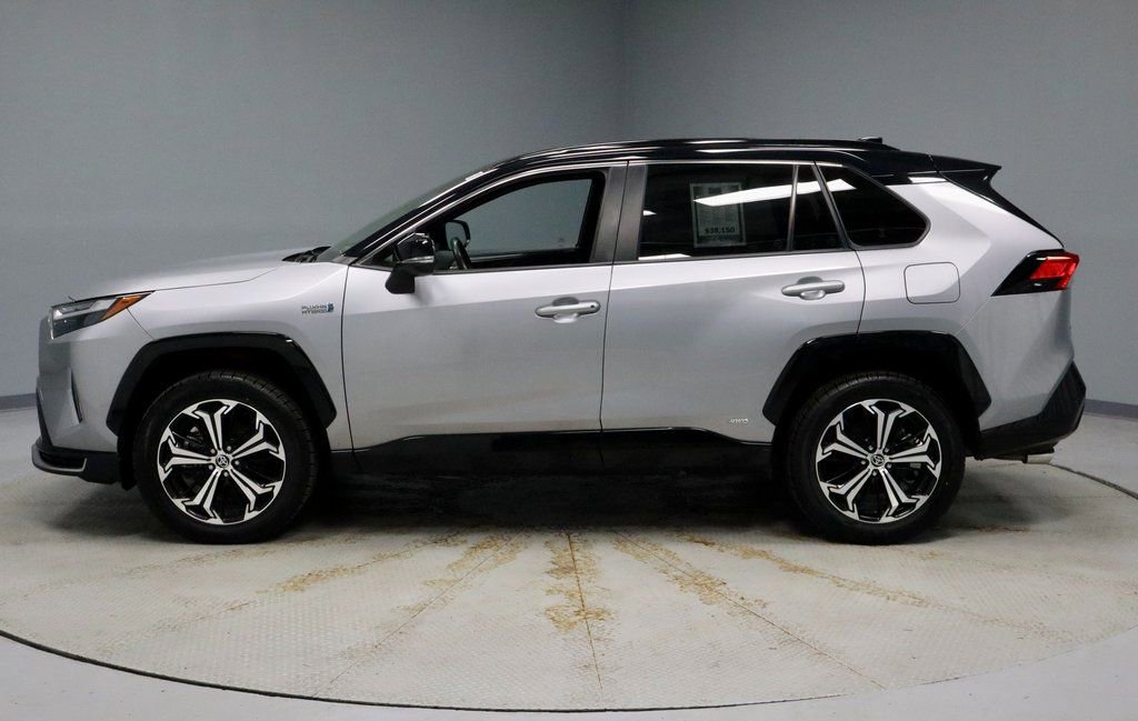 Used 2023 Toyota RAV4 XSE image 7