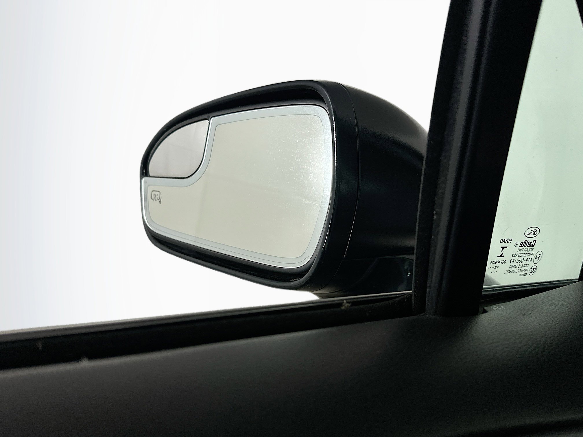 Used 2014 Ford Fusion Titanium image 16