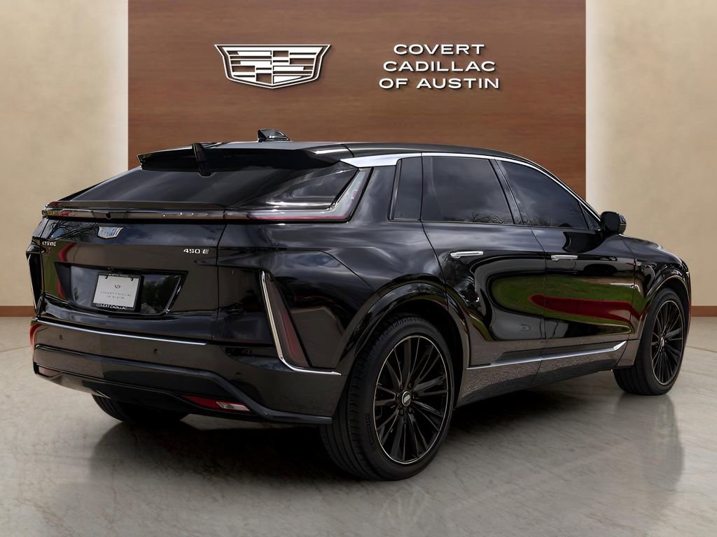 Used 2025 Cadillac Lyriq Luxury RWD image 4
