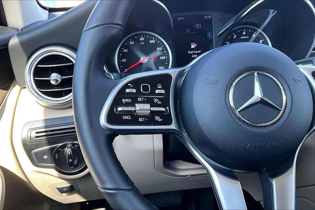 Used 2022 Mercedes-Benz GLC 300 image 10