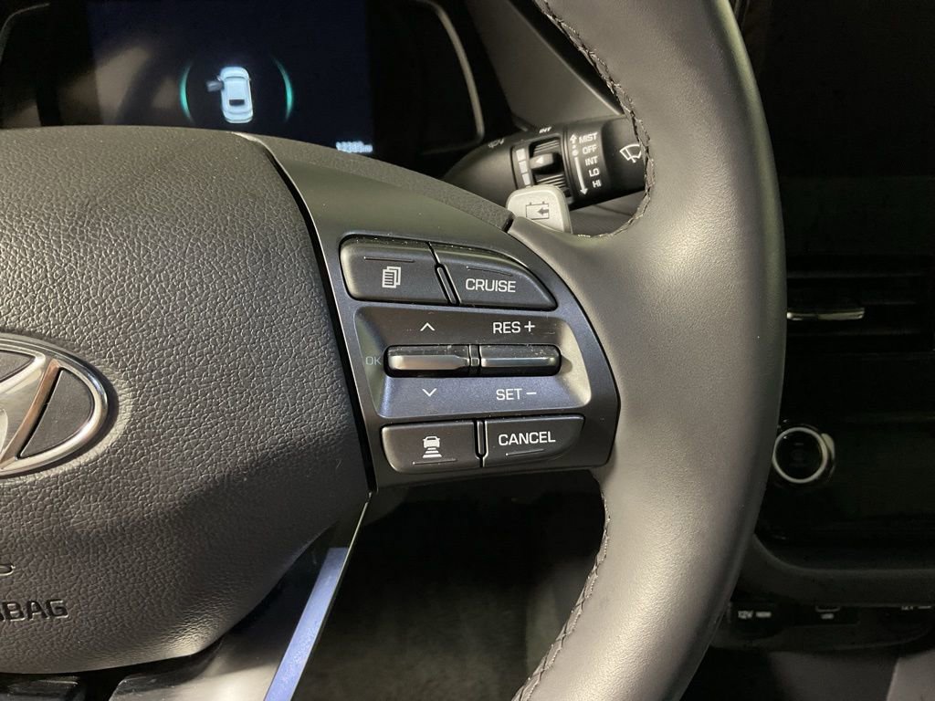 Used 2021 Hyundai Ioniq Limited image 27