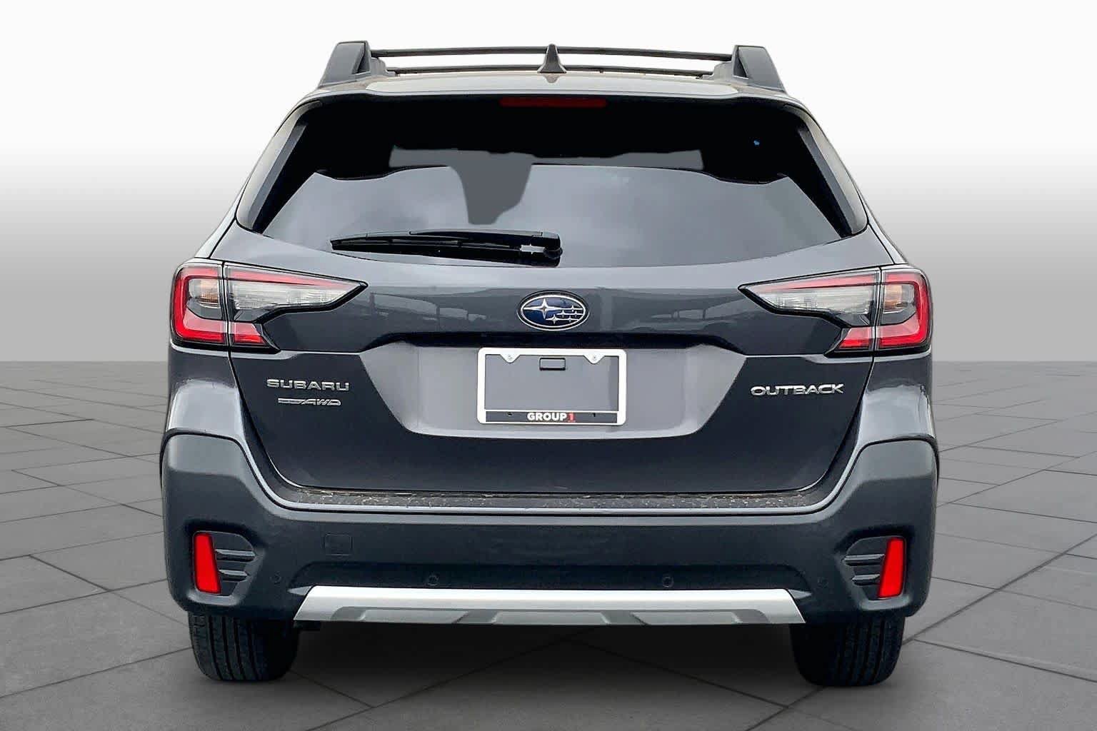 Used 2022 Subaru Outback Limited AWD/4WD image 5