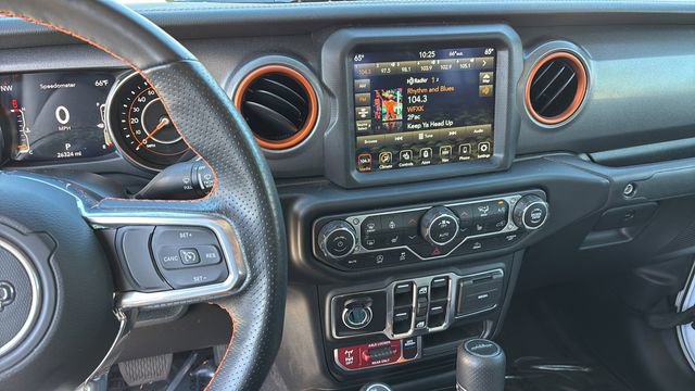 Used 2023 Jeep Gladiator Mojave w/ LED Lighting Group image 10