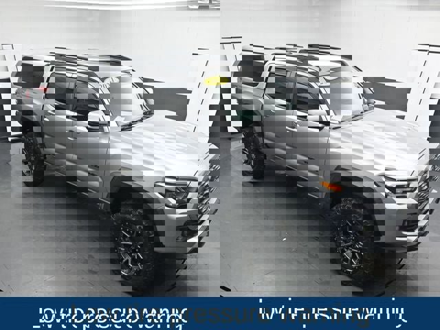 Used 2021 Toyota Tacoma TRD Off-Road w/ Technology Package image 18