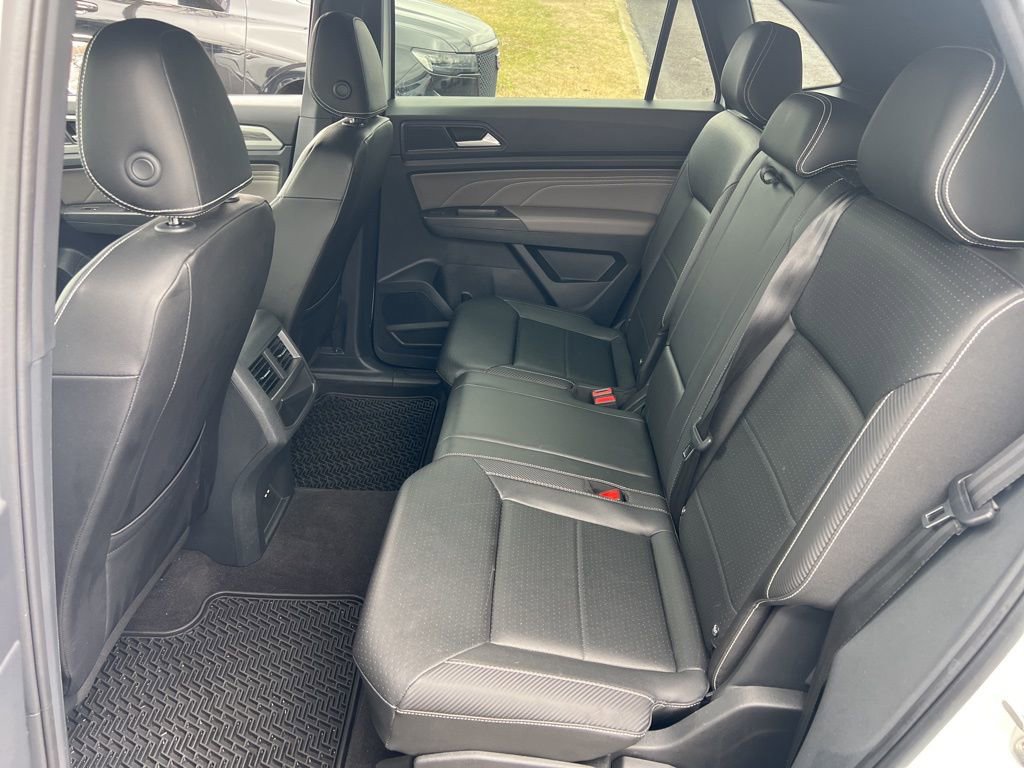 Used 2023 Volkswagen Atlas Cross Sport SE image 24