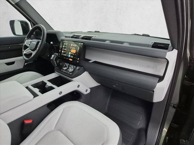 Certified 2026 Land Rover Defender 110 S AWD/4WD image 26
