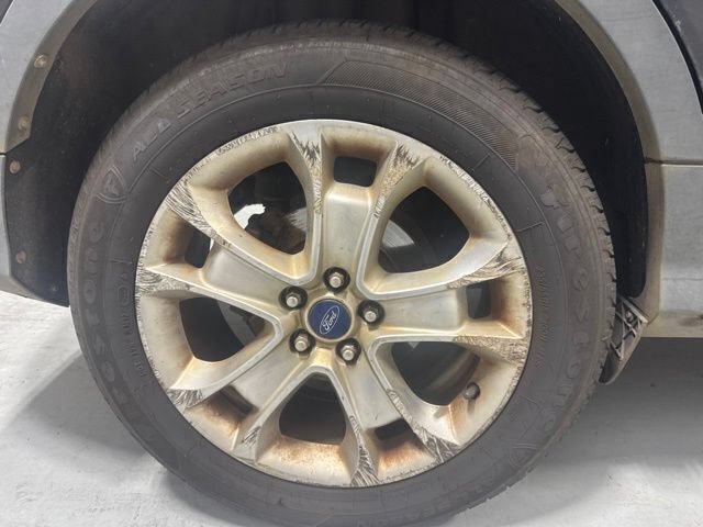 Used 2015 Ford Escape Titanium FWD image 6