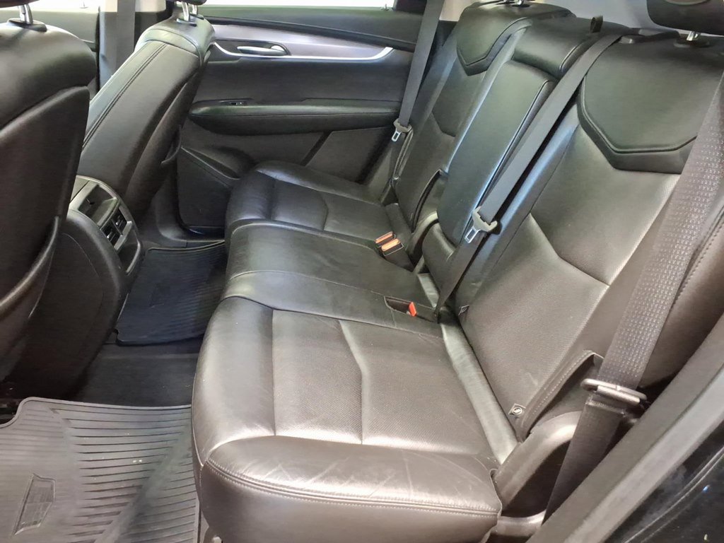 Used 2019 Cadillac XT5 Luxury image 20