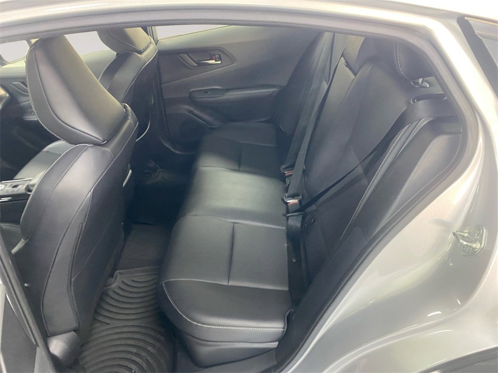 Used 2023 Toyota Prius XLE image 5