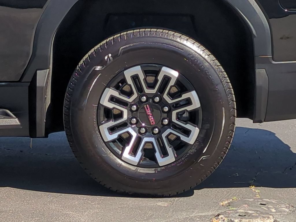 Certified 2026 GMC Sierra EV Elevation AWD/4WD image 37