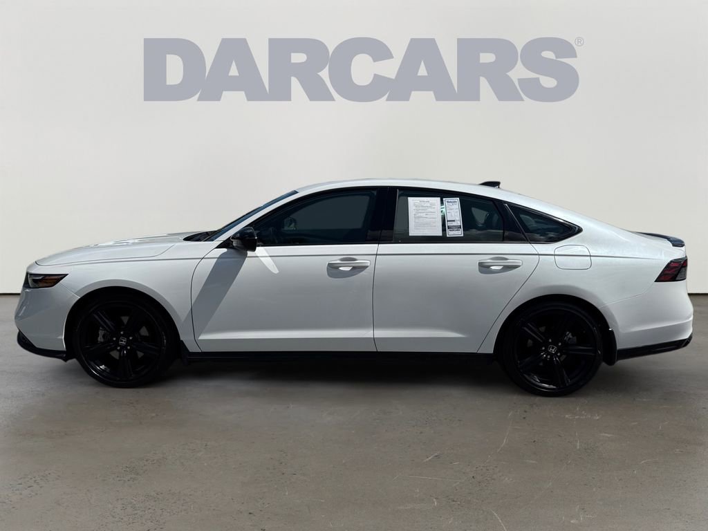 Used 2025 Honda Accord Sport image 4