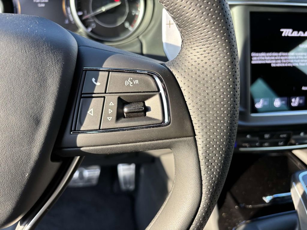 New 2023 Maserati Levante Modena image 33
