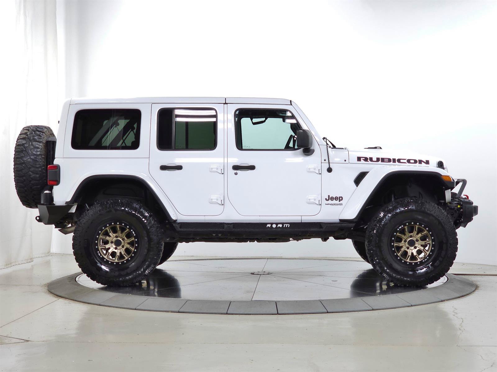 Used 2018 Jeep Wrangler Unlimited Rubicon AWD/4WD image 11