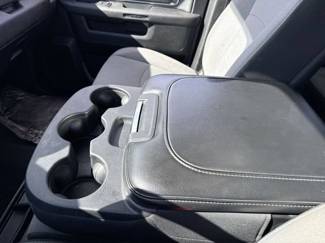 Used 2021 RAM 1500 Classic SLT AWD/4WD image 20