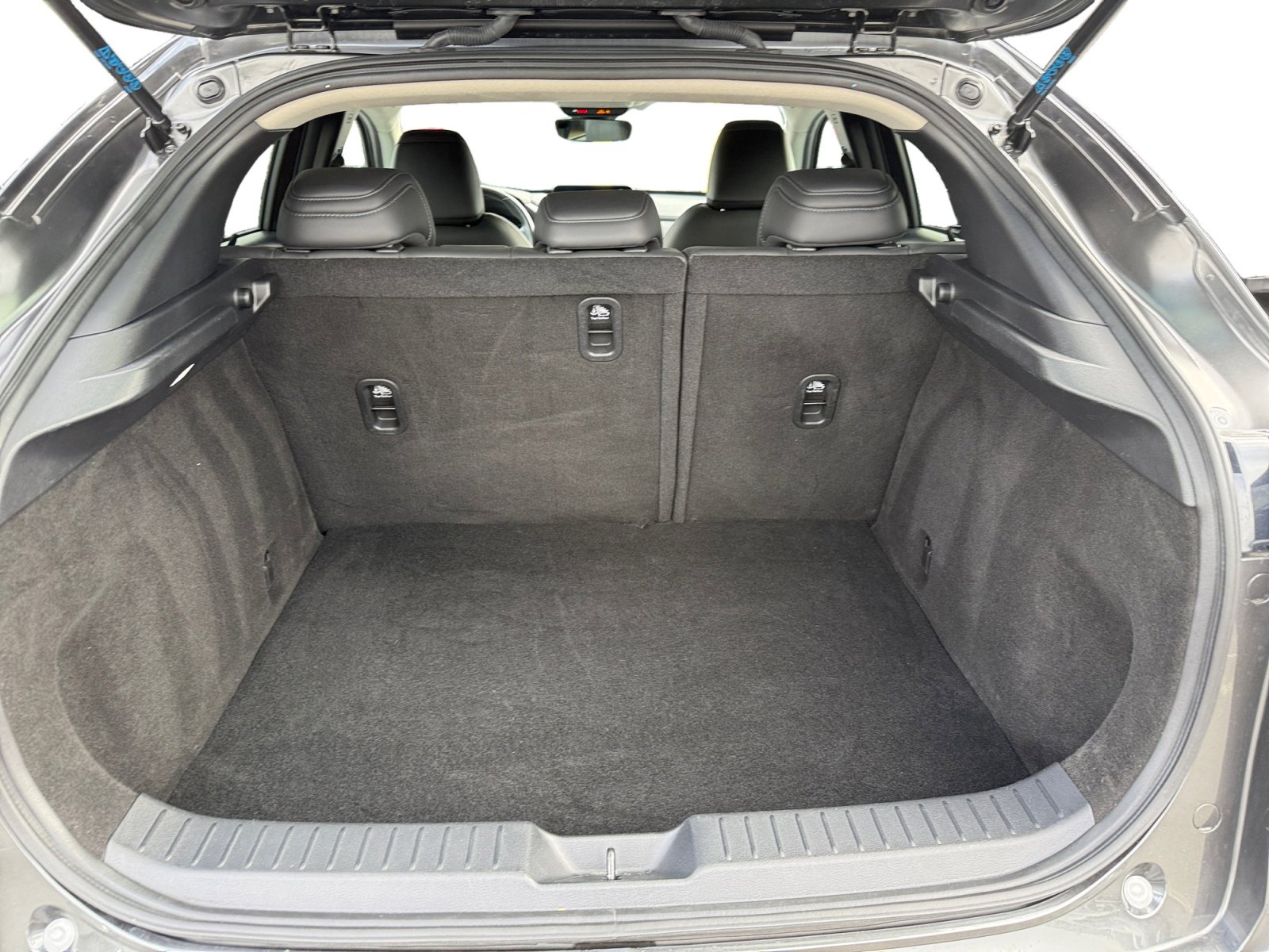 Certified 2023 MAZDA CX-30 AWD 2.5 S w/ Preferred Package image 17