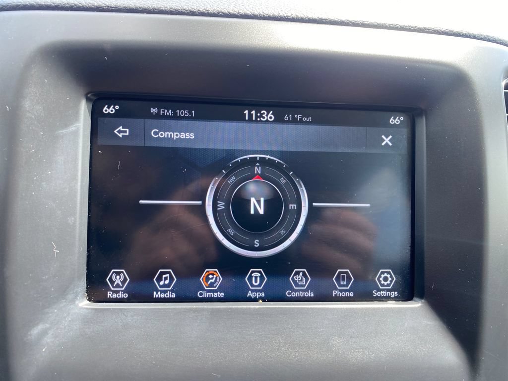 Used 2019 Jeep Compass Latitude w/ Cold Weather Group AWD/4WD image 18