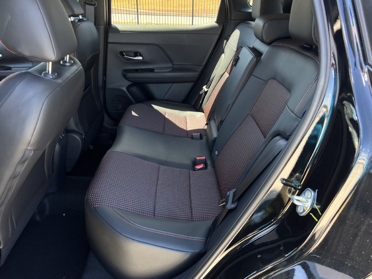 New 2027 Nissan Kicks SR AWD/4WD image 16