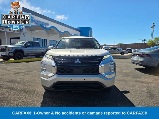 Used 2022 Mitsubishi Outlander ES FWD image 3