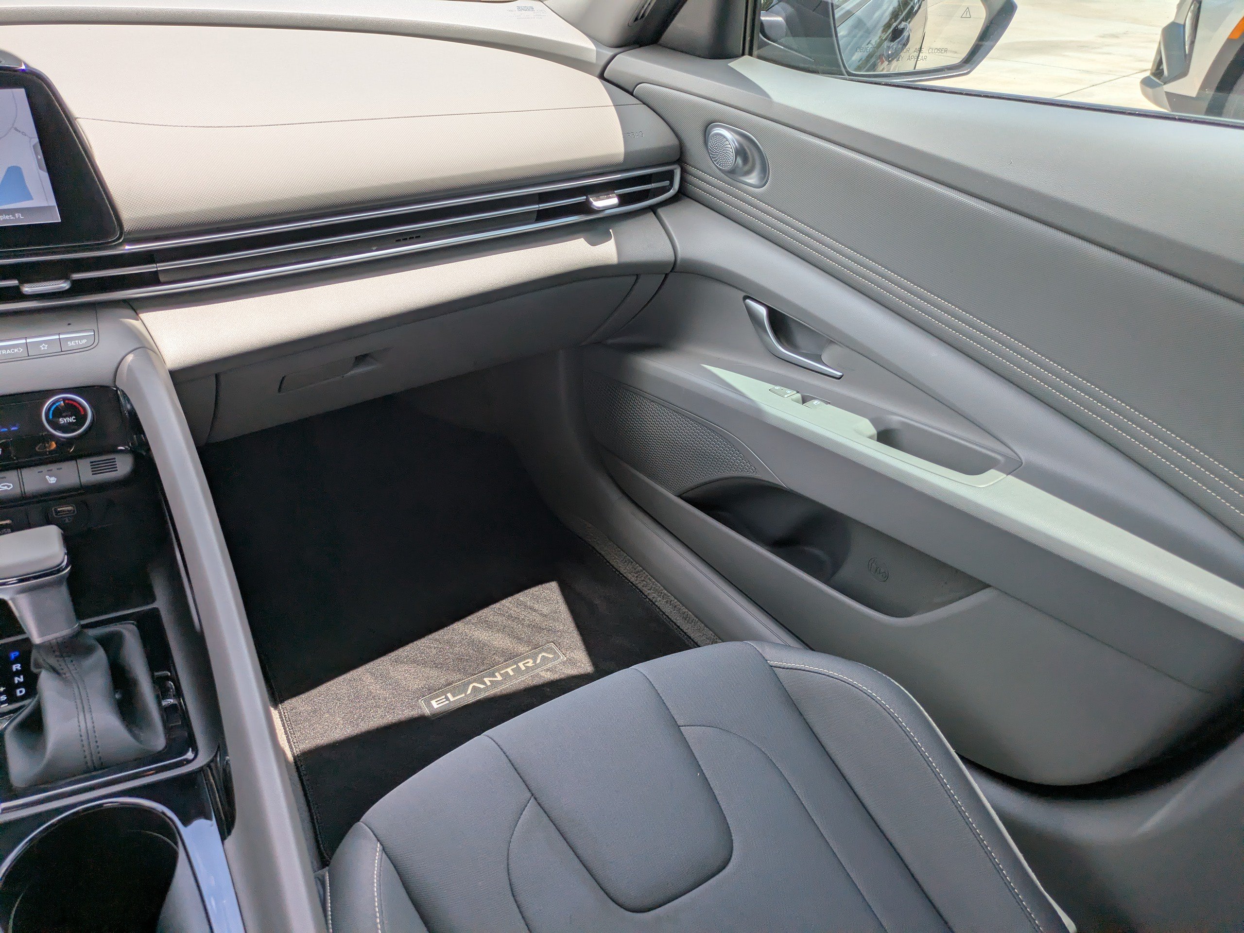 Certified 2023 Hyundai Elantra SEL w/ Convenience Package FWD image 15