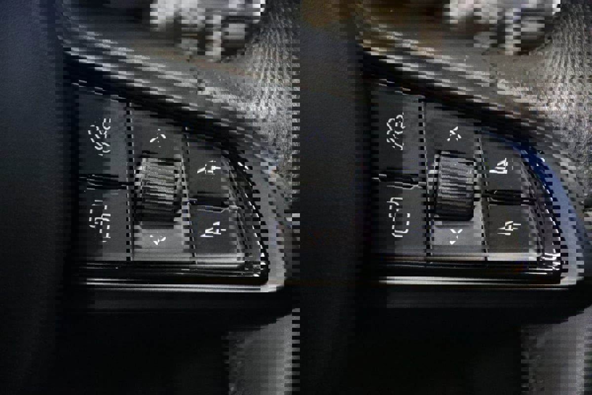 Used 2024 Alfa Romeo Stelvio Veloce image 18