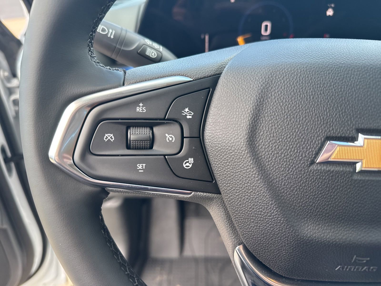 New 2026 Chevrolet Trax LT w/ LT Convenience Package FWD image 16