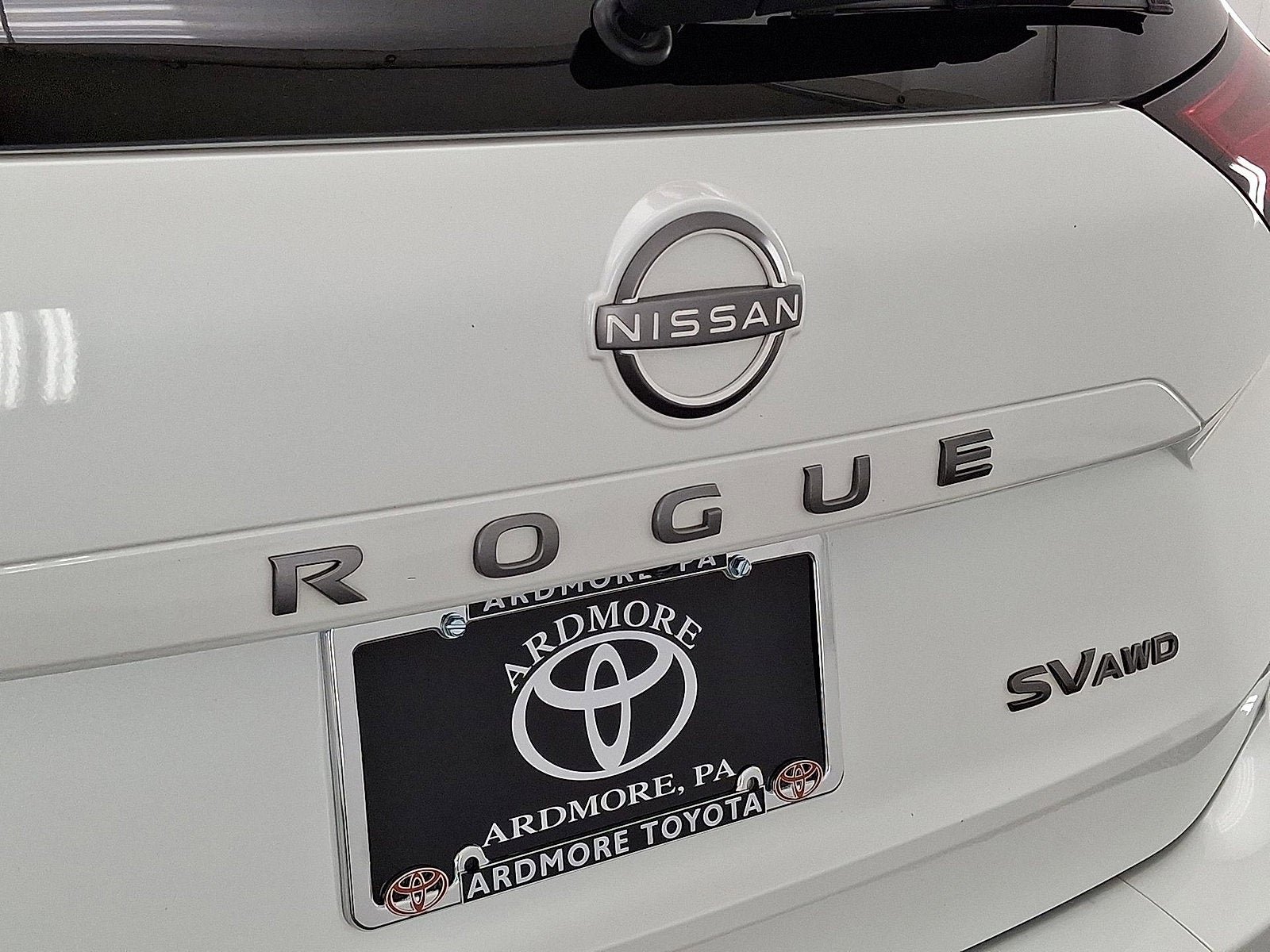Used 2024 Nissan Rogue SV AWD/4WD image 23
