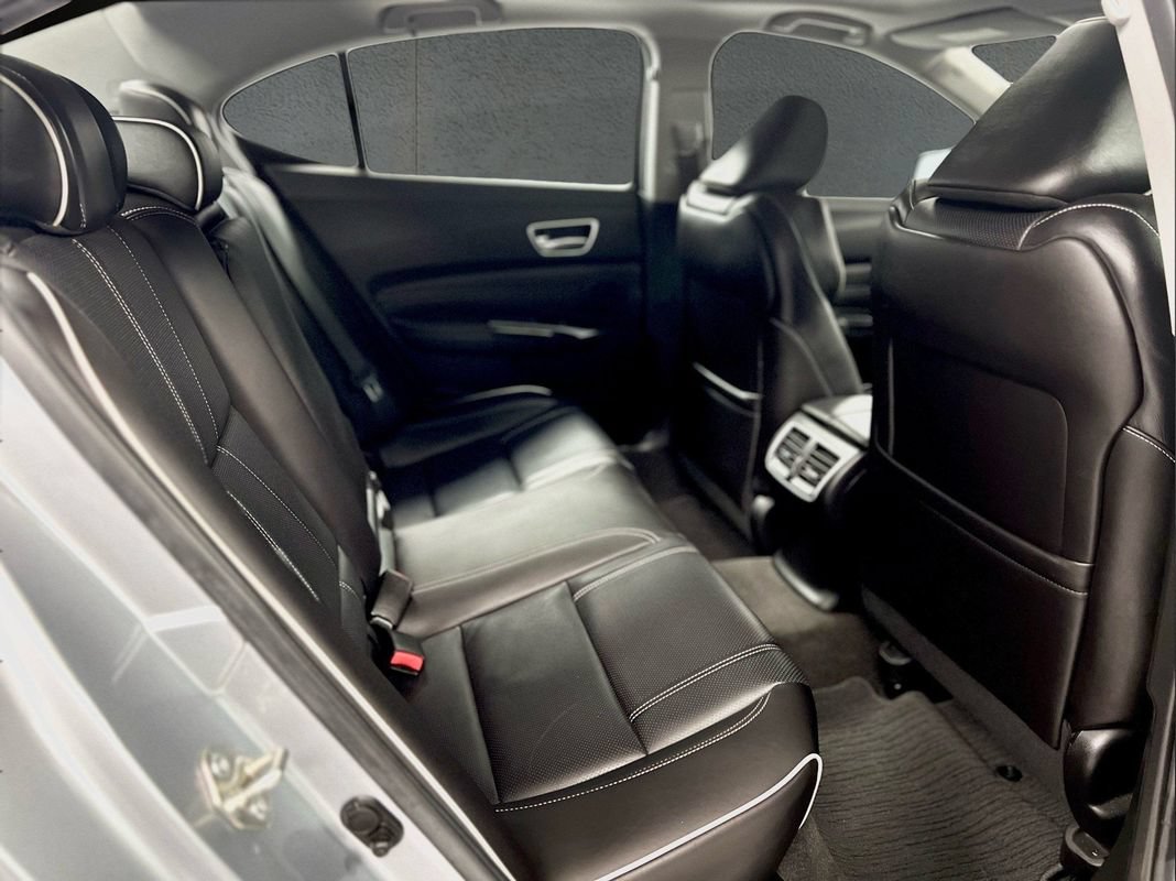 Used 2020 Acura TLX w/ Technology Package FWD image 23