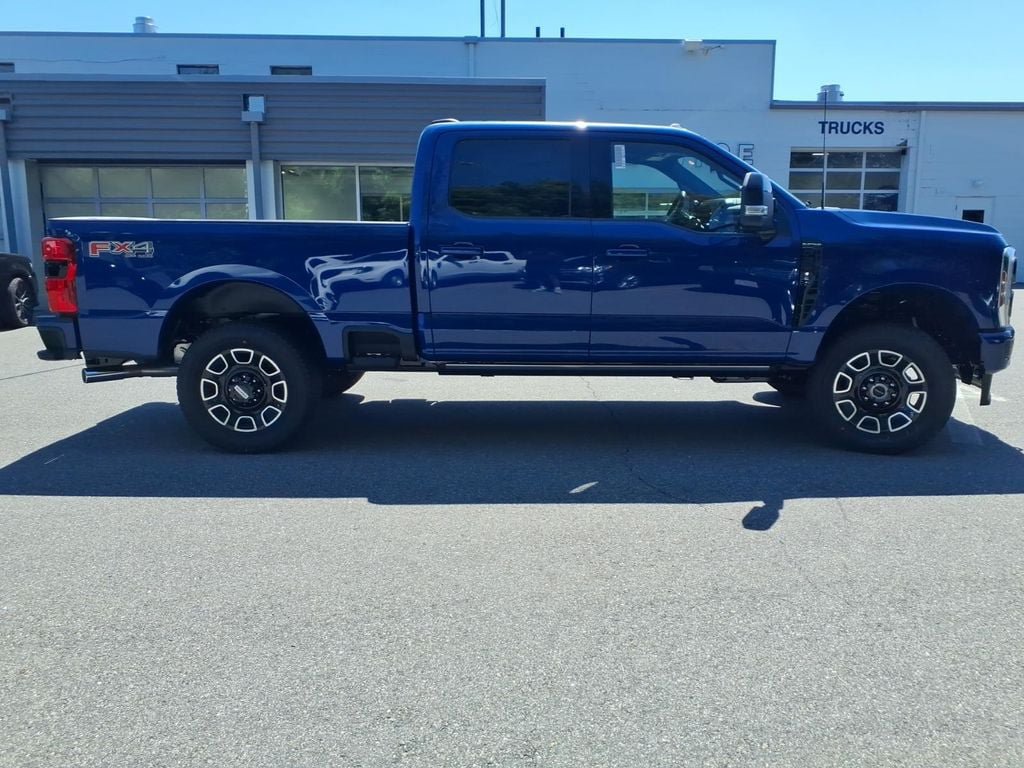 New 2026 Ford F250 Platinum w/ FX4 Off-Road Package AWD/4WD image 4