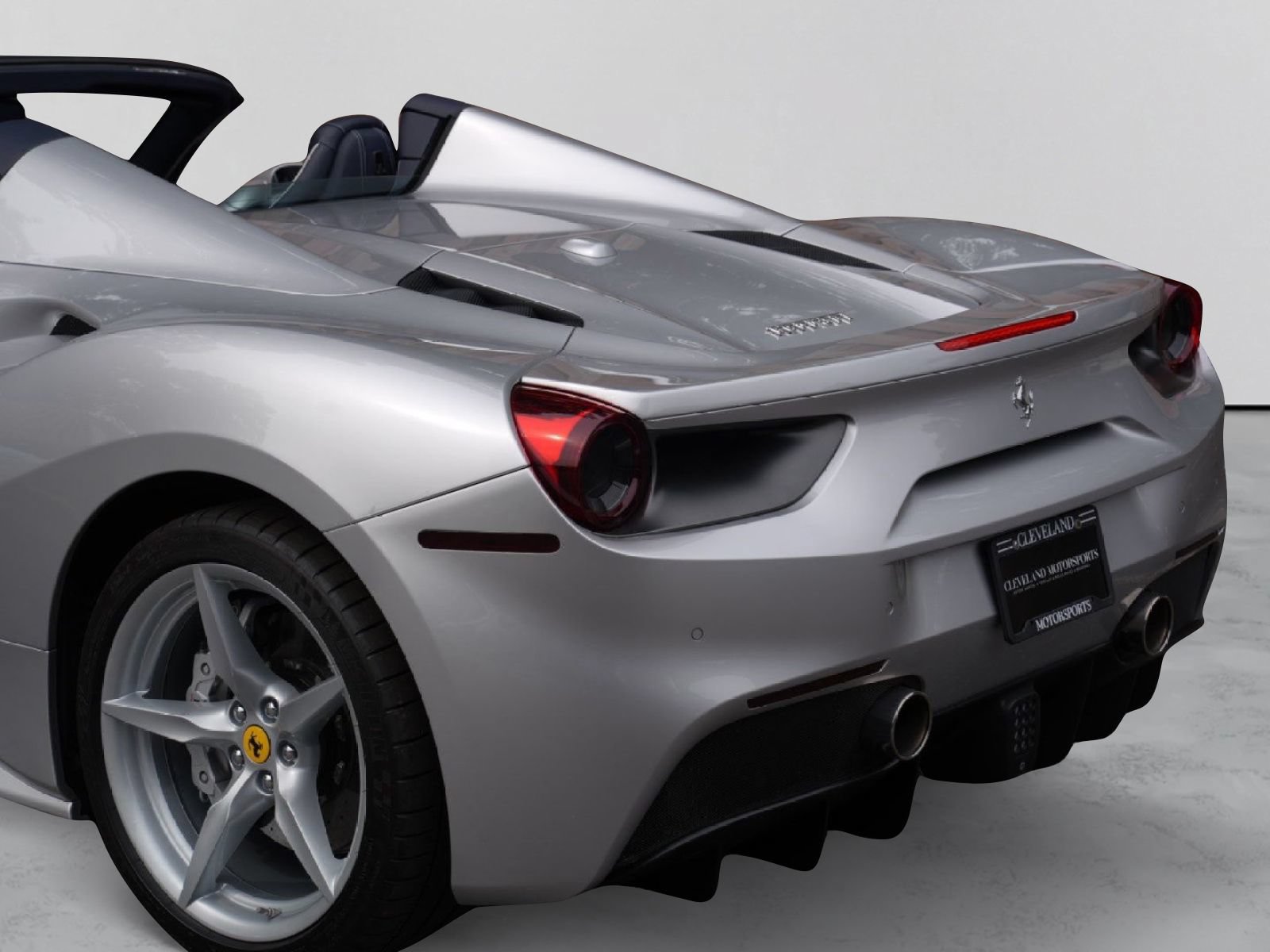 Used 2017 Ferrari 488 Spider RWD image 56