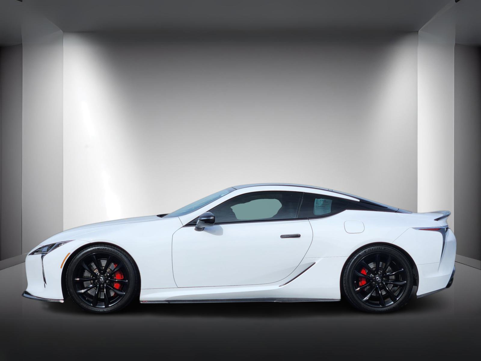 Used 2019 Lexus LC 500 Coupe RWD image 2