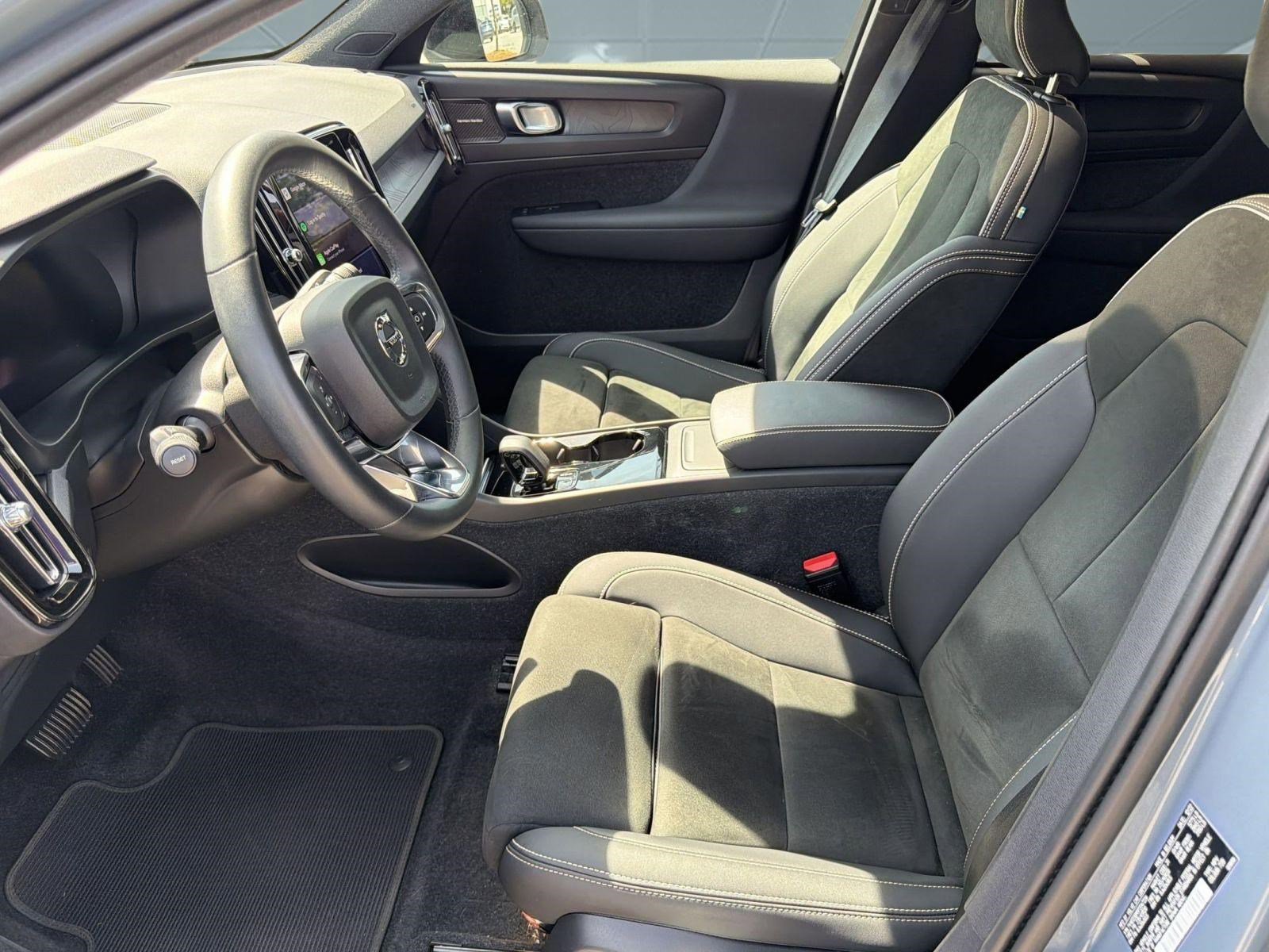 Certified 2023 Volvo C40 P8 Recharge Ultimate image 5