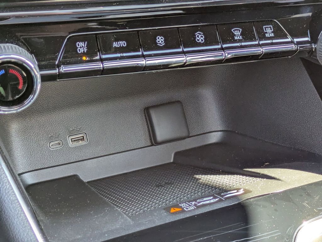 New 2026 Chevrolet Traverse Z71 image 21