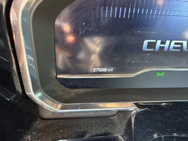 Used 2024 Chevrolet Silverado 1500 LT RWD image 9