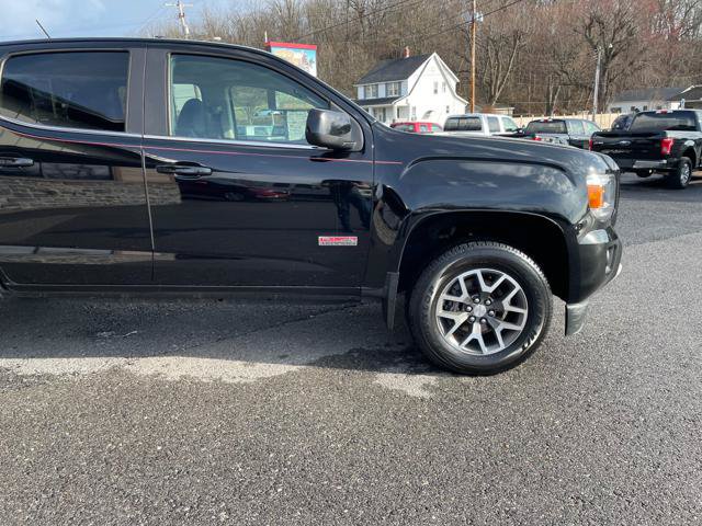 Used 2015 GMC Canyon SLE w/ All-Terrain Package AWD/4WD image 10
