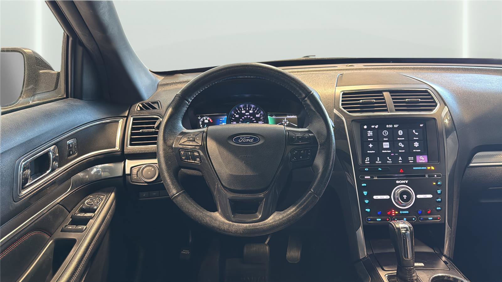 Used 2018 Ford Explorer Sport w/ Equipment Group 401A image 12