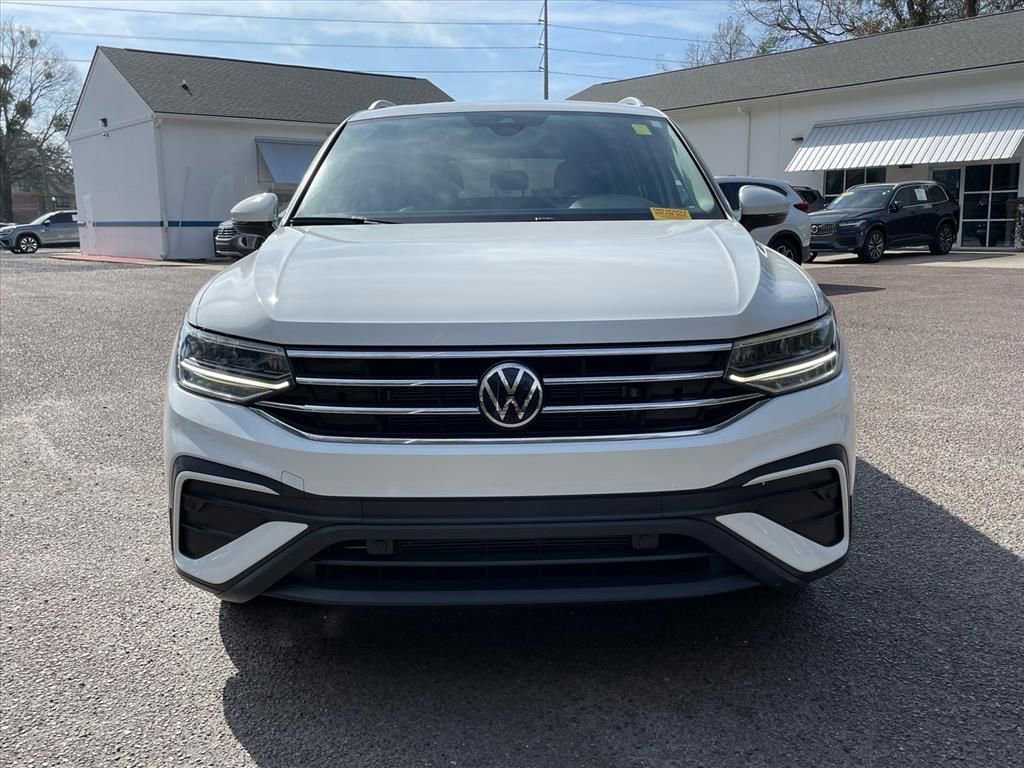 Used 2022 Volkswagen Tiguan SE image 30