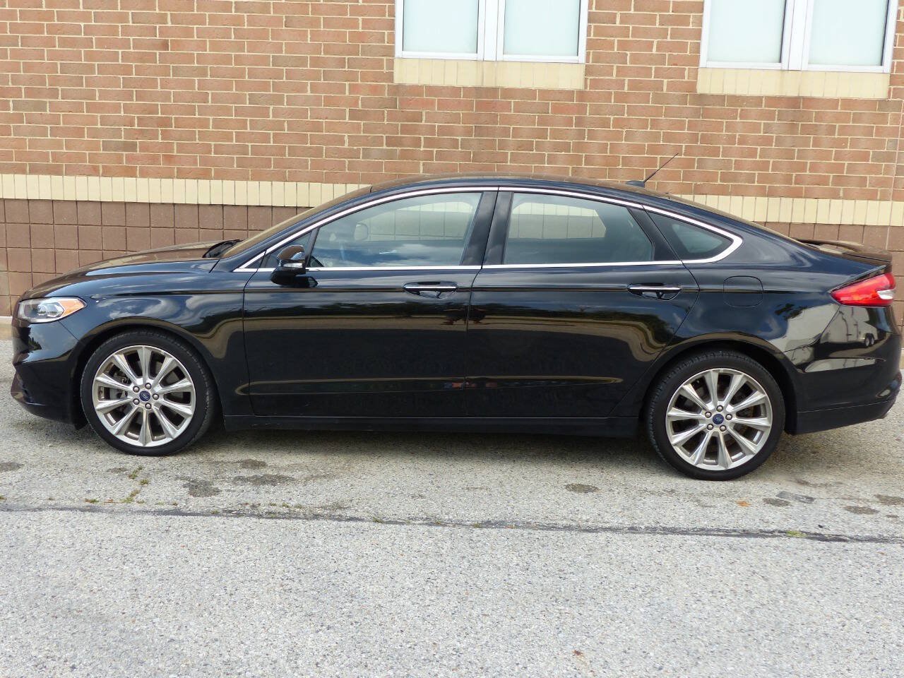 Used 2017 Ford Fusion Sport w/ Equipment Group 401A AWD/4WD image 6