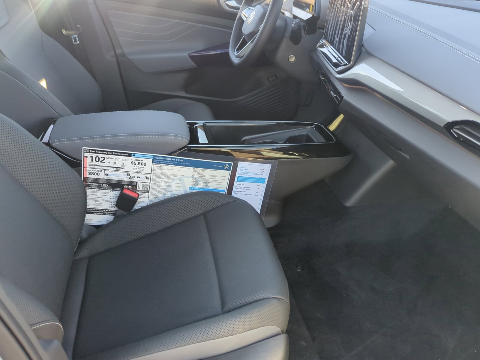 New 2025 Volkswagen ID.4 Pro S Plus AWD/4WD image 18