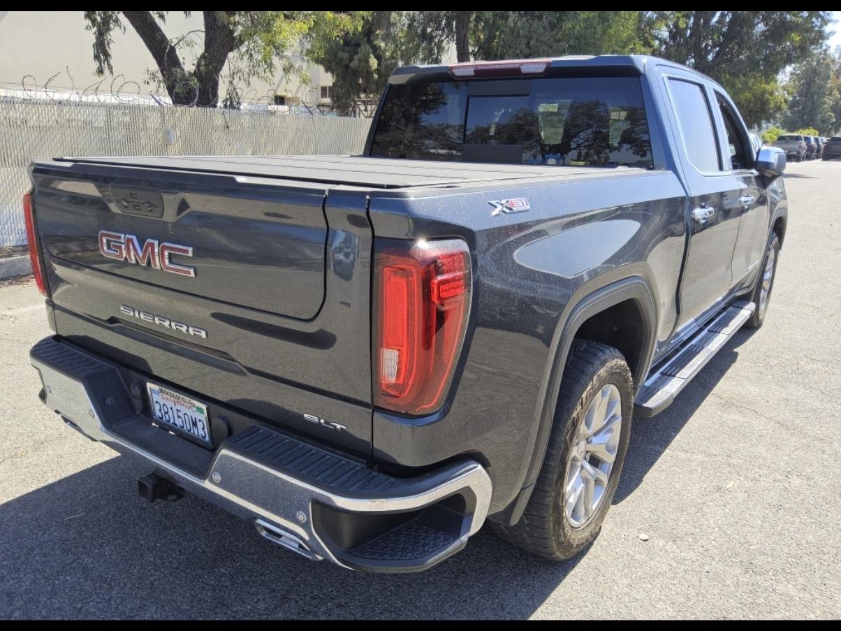 Used 2022 GMC Sierra 1500 SLT w/ SLT Premium Plus Package AWD/4WD image 21