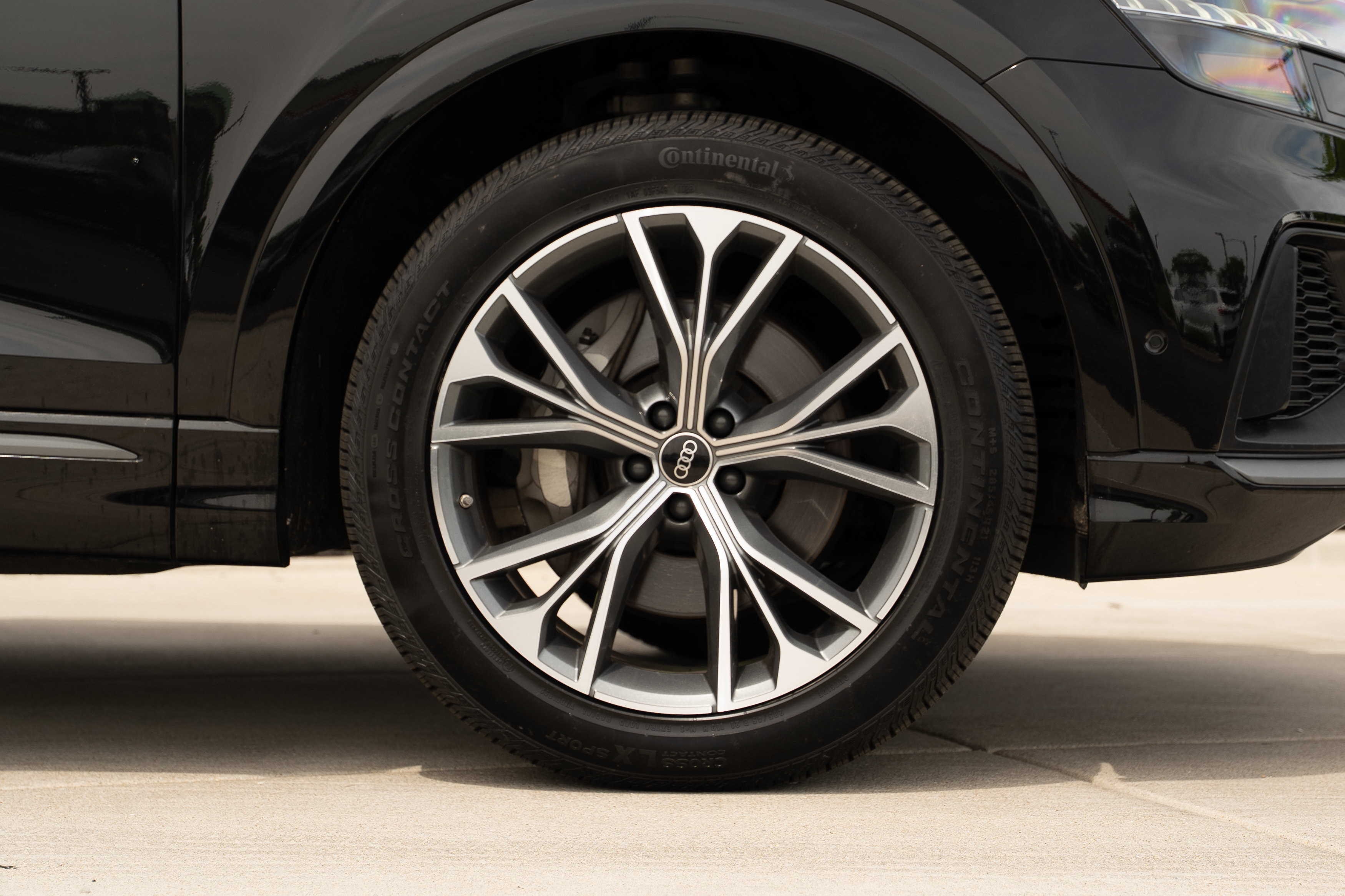 Certified 2023 Audi Q8 Premium Plus AWD/4WD image 33