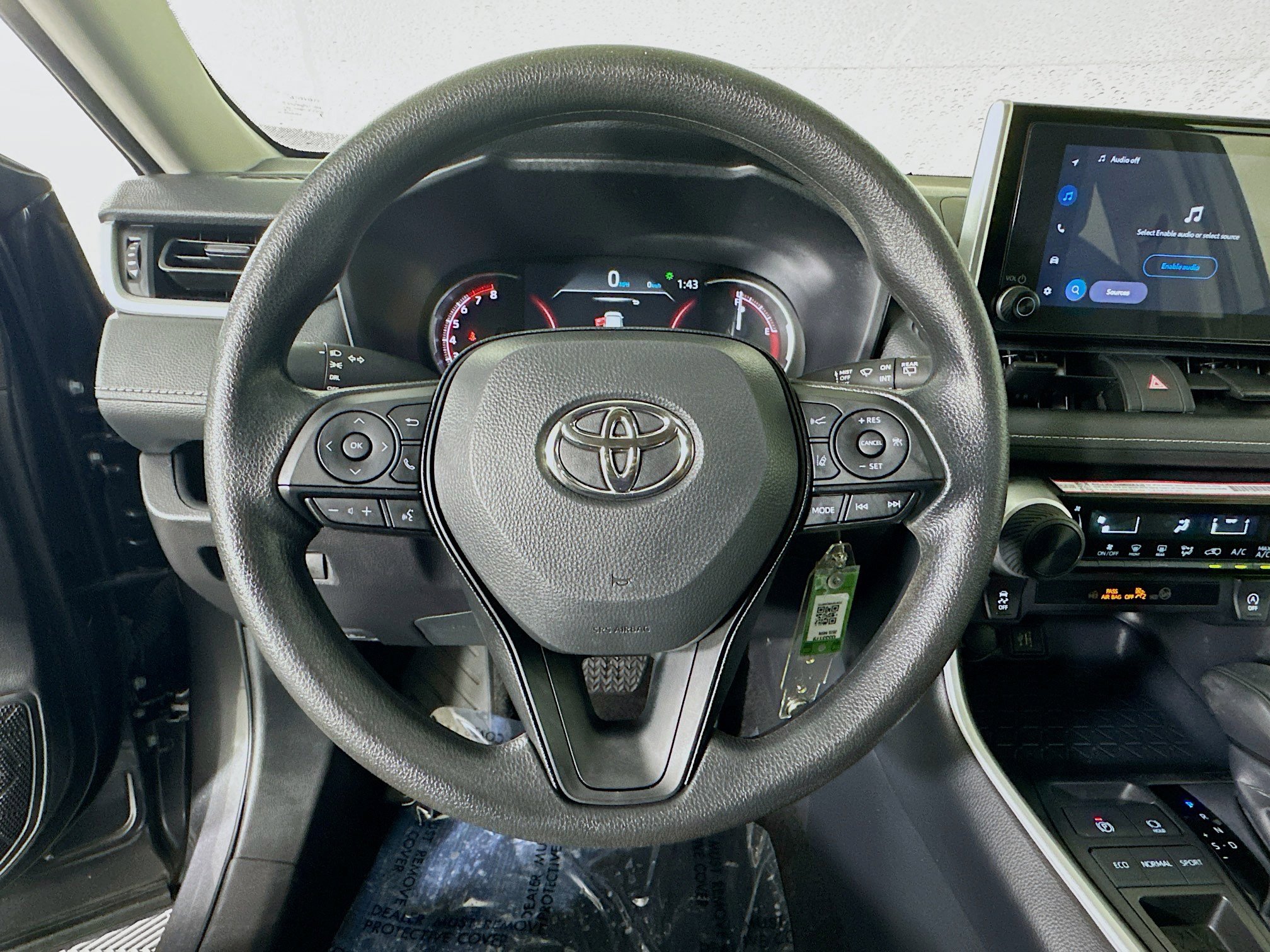Used 2025 Toyota RAV4 LE FWD image 15