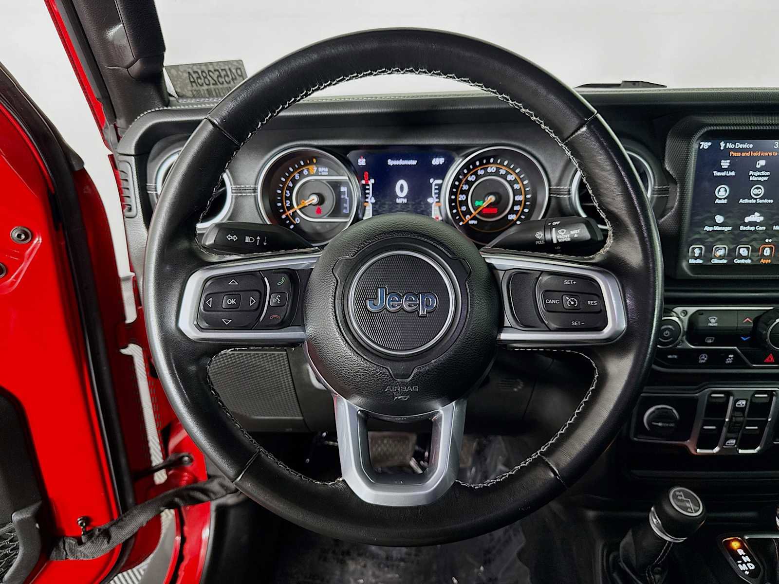 Used 2021 Jeep Gladiator Overland image 11