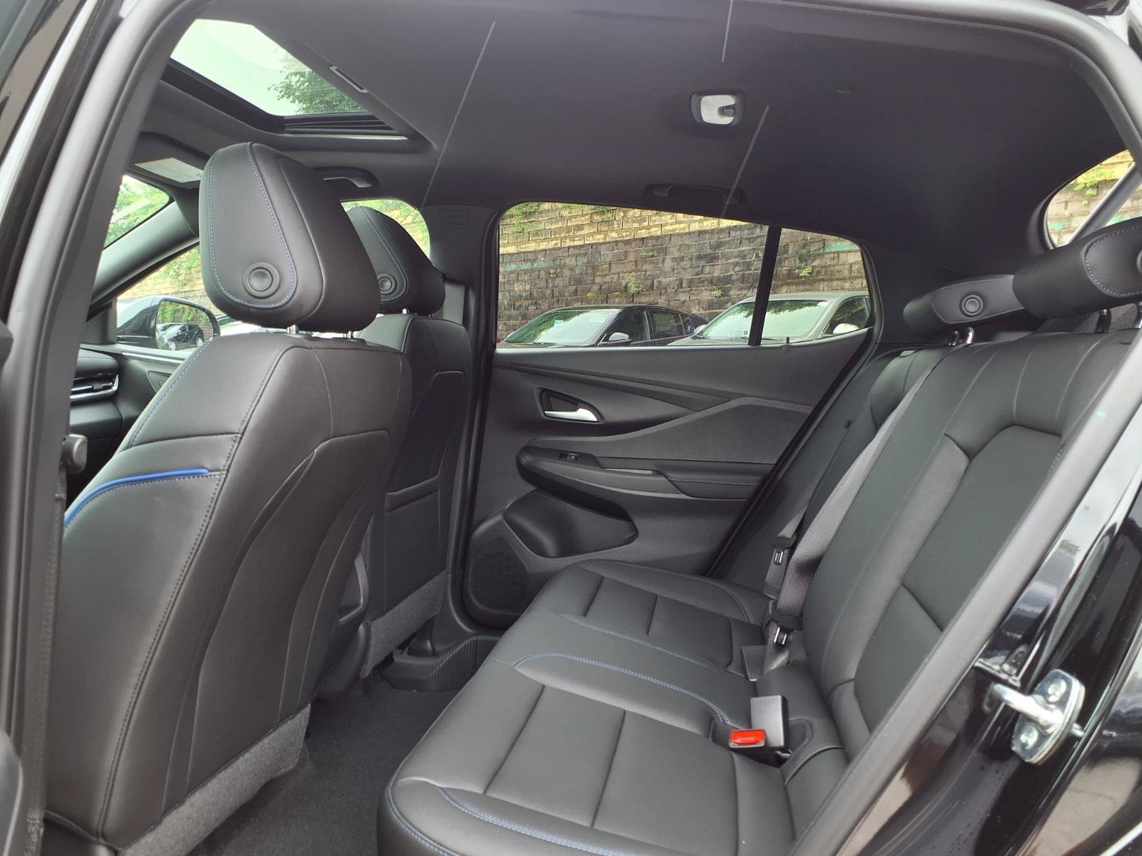 New 2026 Buick Envista Sport Touring w/ Convenience I Package FWD image 18