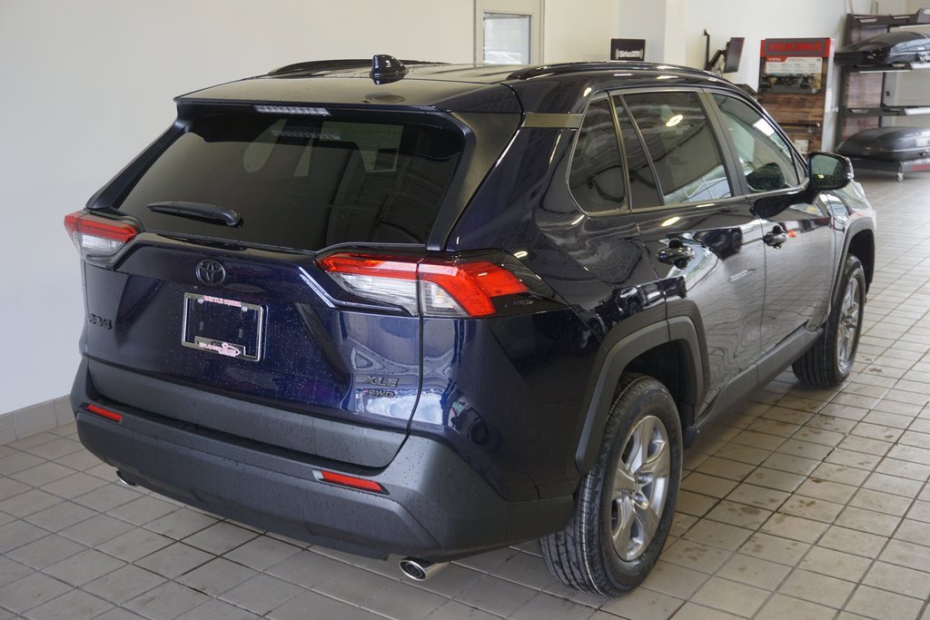 New 2025 Toyota RAV4 XLE image 18