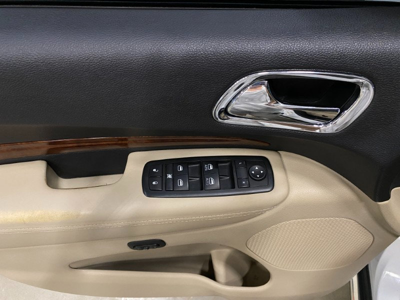 Used 2014 Dodge Durango Citadel w/ Technology Group AWD/4WD image 35