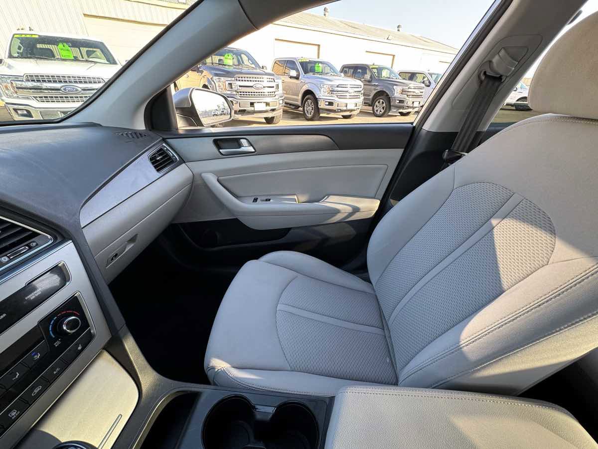 Used 2015 Hyundai Sonata Sport image 31