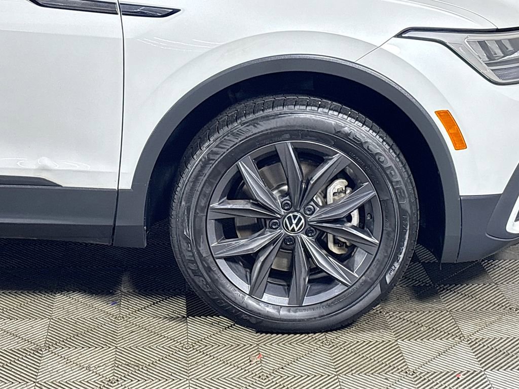 Certified 2023 Volkswagen Tiguan SE image 22