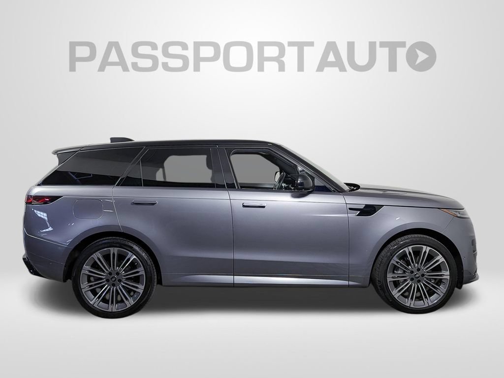 Used 2025 Land Rover Range Rover Sport Dynamic SE AWD/4WD image 8