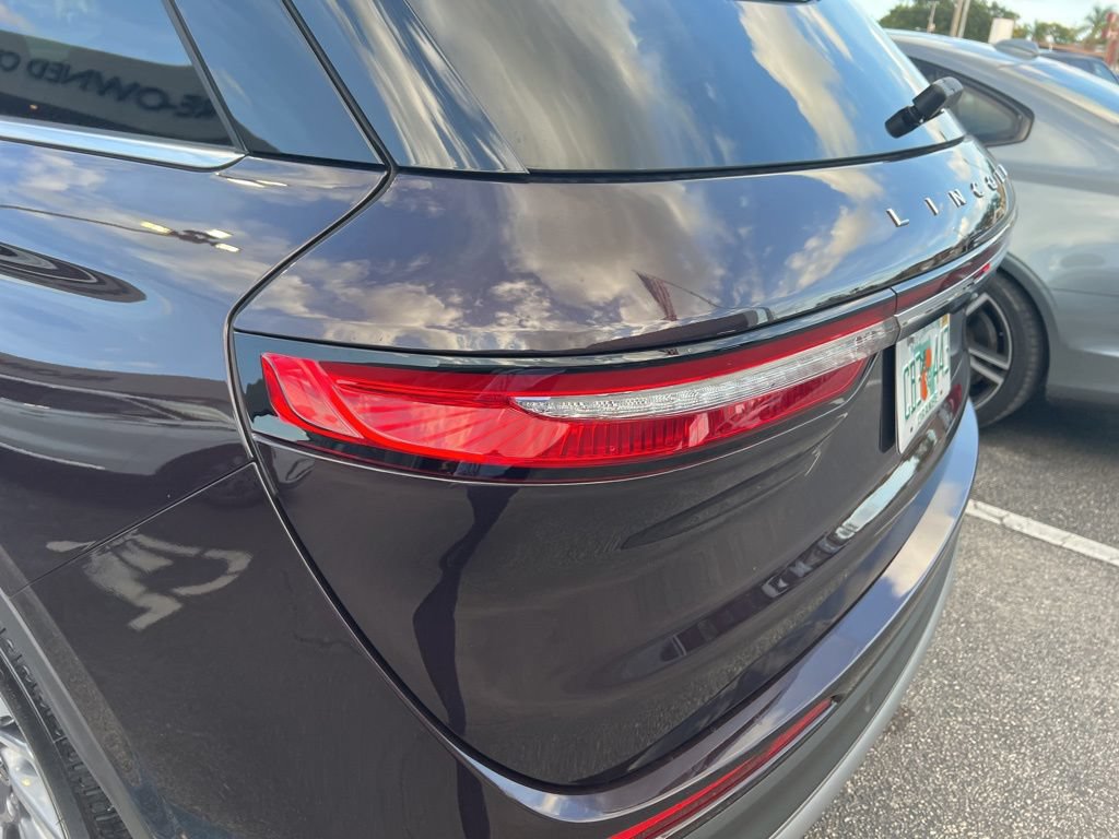 Used 2023 Lincoln Corsair FWD image 12