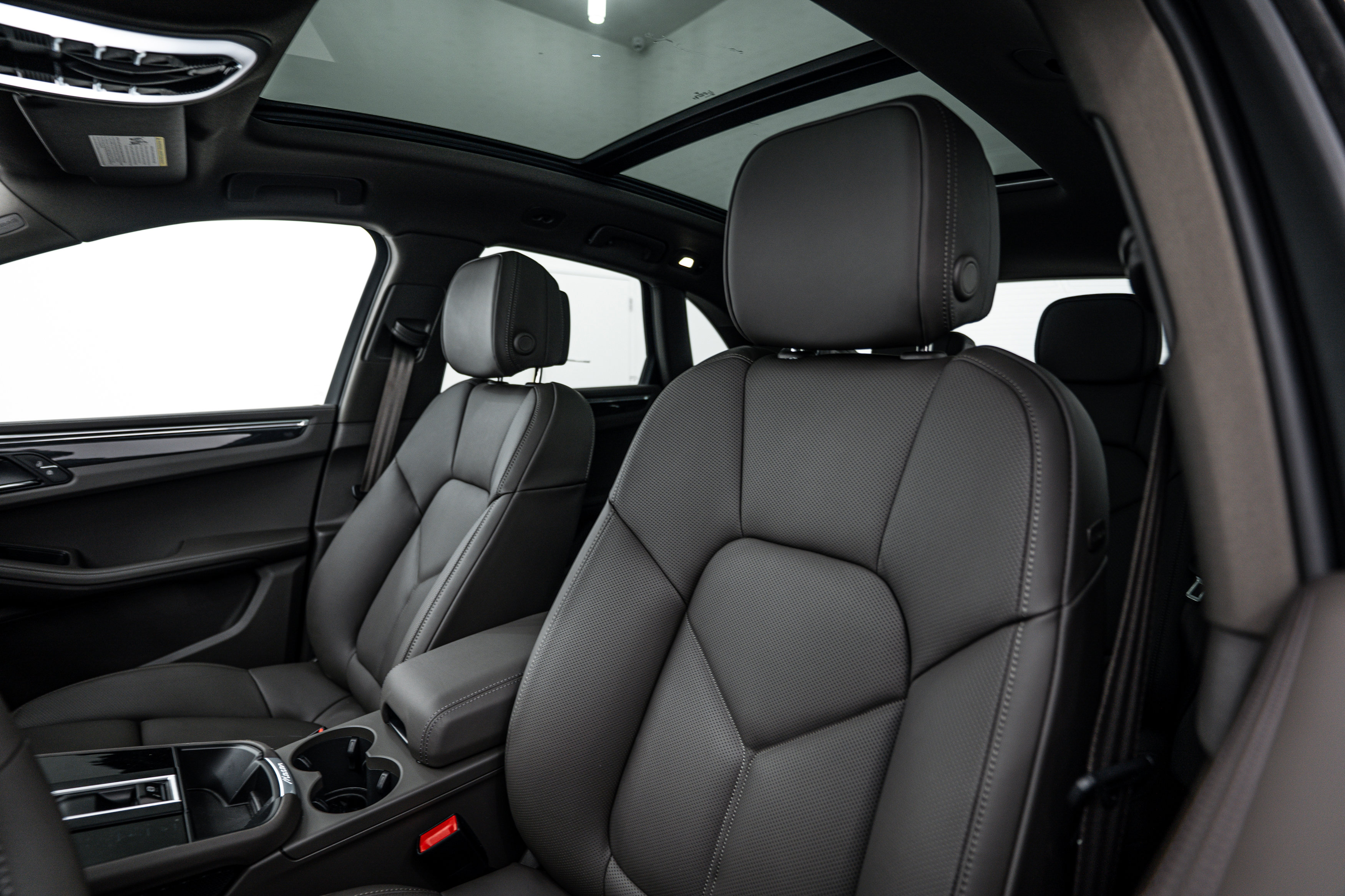 New 2026 Porsche Macan S AWD/4WD image 23